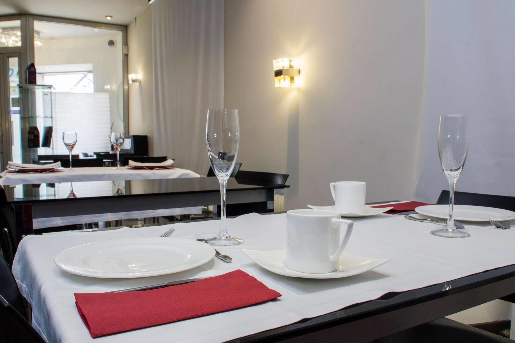 Hotel Teratermal Valdeavellano de Tera ภายนอก รูปภาพ